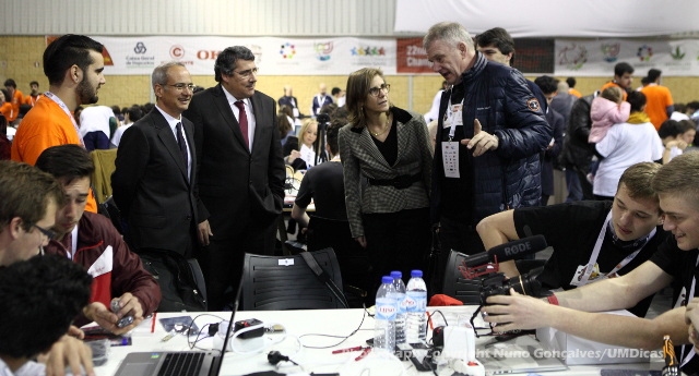 Thumbnail da galeria Roboparty